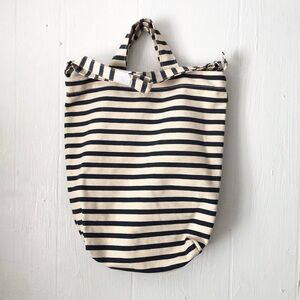 Baggu Sailor Stripe Duck Bag in Navy & White Striped Canvas